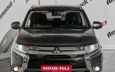Mitsubishi Outlander III рестайлинг 3, 2015 год, 1 780 000 рублей, 4 фотография