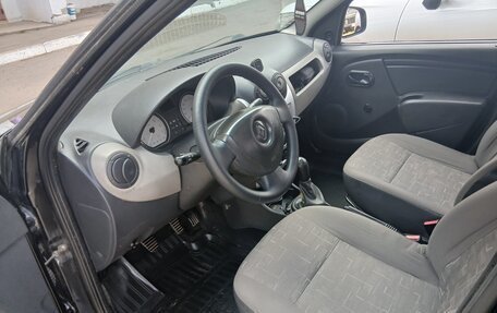 Renault Logan I, 2010 год, 385 000 рублей, 21 фотография