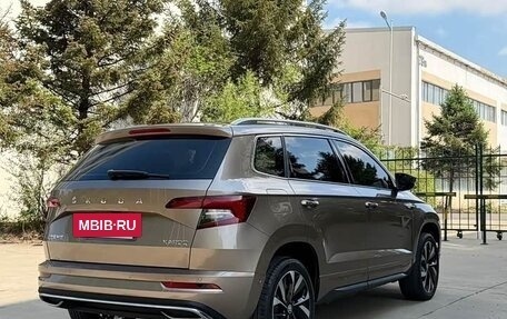 Skoda Karoq I, 2022 год, 2 200 000 рублей, 6 фотография