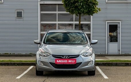 Hyundai Elantra V, 2013 год, 895 000 рублей, 2 фотография