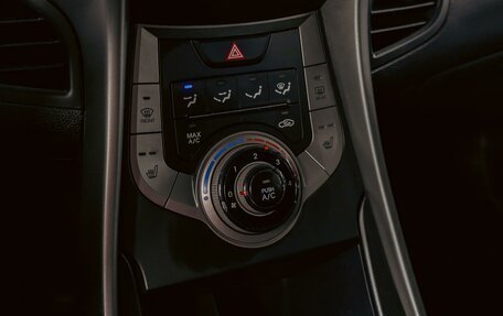 Hyundai Elantra V, 2013 год, 895 000 рублей, 16 фотография