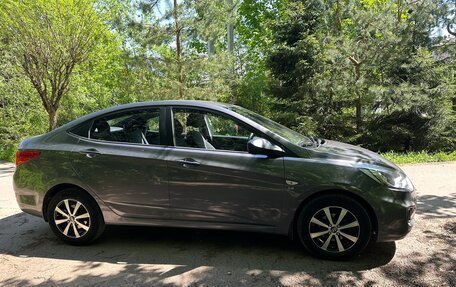 Hyundai Solaris II рестайлинг, 2011 год, 975 000 рублей, 14 фотография