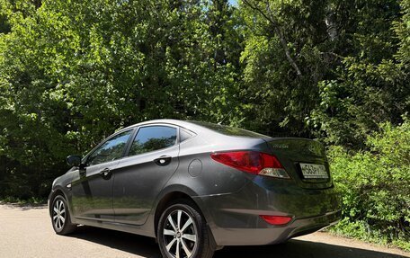 Hyundai Solaris II рестайлинг, 2011 год, 975 000 рублей, 9 фотография
