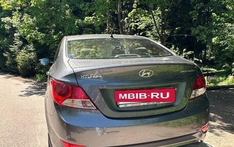 Hyundai Solaris II рестайлинг, 2011 год, 975 000 рублей, 8 фотография