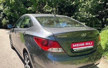 Hyundai Solaris II рестайлинг, 2011 год, 975 000 рублей, 15 фотография