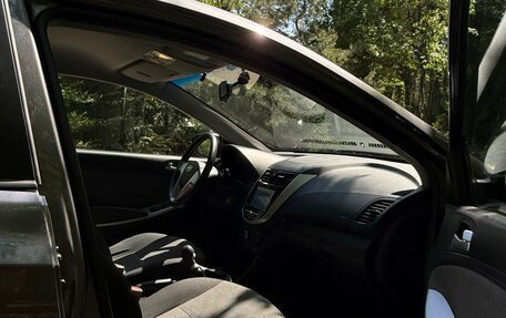 Hyundai Solaris II рестайлинг, 2011 год, 975 000 рублей, 20 фотография