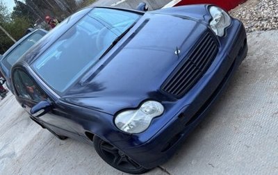 Mercedes-Benz C-Класс, 2001 год, 300 000 рублей, 1 фотография