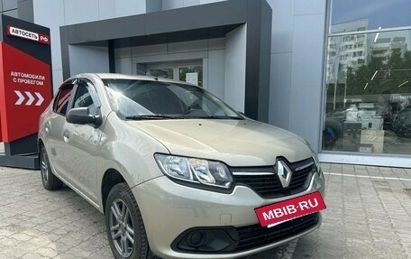 Renault Logan II, 2015 год, 657 200 рублей, 5 фотография