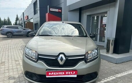 Renault Logan II, 2015 год, 657 200 рублей, 2 фотография