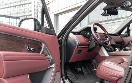 Land Rover Range Rover IV рестайлинг, 2023 год, 19 490 000 рублей, 12 фотография