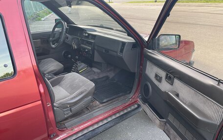 Nissan Terrano II рестайлинг, 1988 год, 444 000 рублей, 10 фотография
