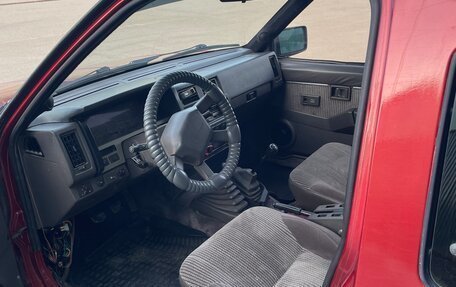 Nissan Terrano II рестайлинг, 1988 год, 444 000 рублей, 9 фотография