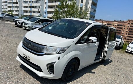 Honda Stepwgn IV, 2016 год, 2 200 000 рублей, 3 фотография