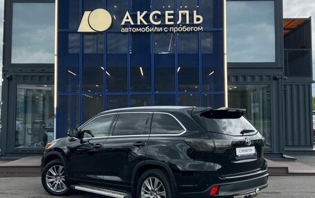 Toyota Highlander III, 2014 год, 2 679 000 рублей, 7 фотография