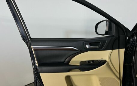 Toyota Highlander III, 2014 год, 2 679 000 рублей, 11 фотография