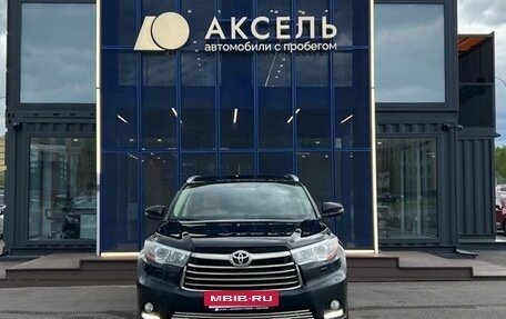 Toyota Highlander III, 2014 год, 2 679 000 рублей, 2 фотография
