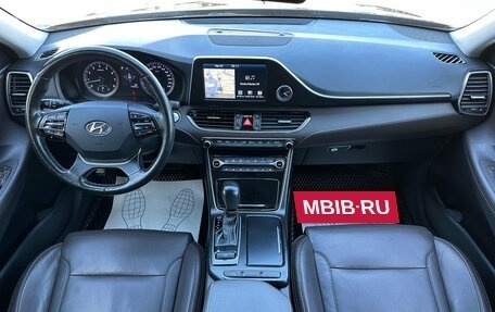 Hyundai Grandeur, 2017 год, 1 870 000 рублей, 8 фотография