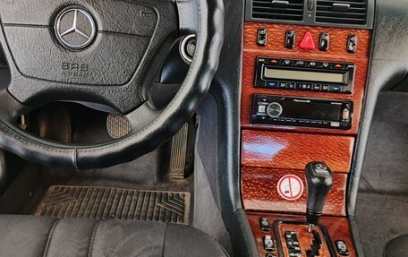 Mercedes-Benz E-Класс, 1999 год, 450 000 рублей, 8 фотография