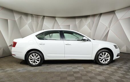 Skoda Octavia, 2017 год, 1 611 000 рублей, 6 фотография