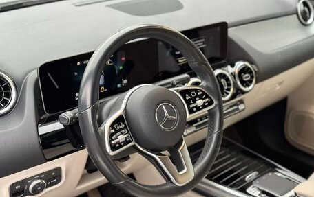 Mercedes-Benz B-Класс, 2020 год, 1 900 000 рублей, 6 фотография