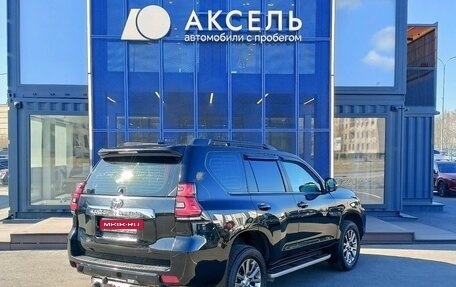 Toyota Land Cruiser Prado 150 рестайлинг 2, 2020 год, 6 200 000 рублей, 5 фотография