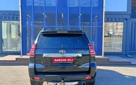 Toyota Land Cruiser Prado 150 рестайлинг 2, 2020 год, 6 200 000 рублей, 6 фотография