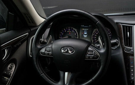 Infiniti Q50 I рестайлинг, 2014 год, 1 590 000 рублей, 12 фотография