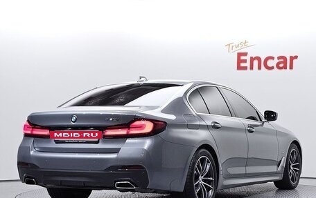 BMW 5 серия, 2022 год, 4 391 000 рублей, 2 фотография