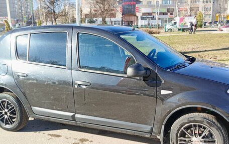 Renault Sandero I, 2012 год, 380 000 рублей, 3 фотография