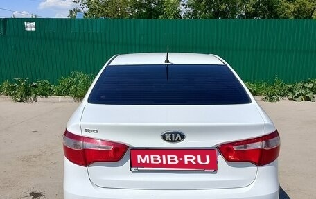 KIA Rio III рестайлинг, 2013 год, 600 000 рублей, 3 фотография