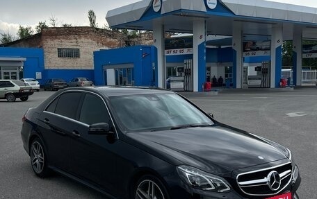 Mercedes-Benz E-Класс, 2013 год, 2 000 000 рублей, 3 фотография