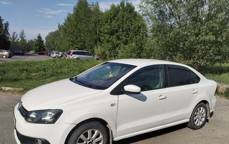 Volkswagen Polo VI (EU Market), 2015 год, 530 000 рублей, 2 фотография
