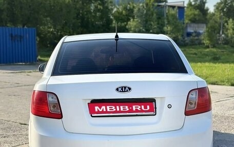 KIA Rio II, 2009 год, 450 000 рублей, 1 фотография