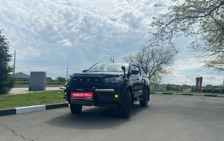 Toyota Hilux VIII, 2020 год, 4 950 000 рублей, 1 фотография