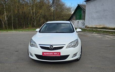 Opel Astra J, 2012 год, 720 000 рублей, 2 фотография