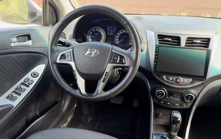 Hyundai Solaris II рестайлинг, 2015 год, 999 000 рублей, 7 фотография