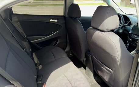 Hyundai Solaris II рестайлинг, 2015 год, 999 000 рублей, 5 фотография