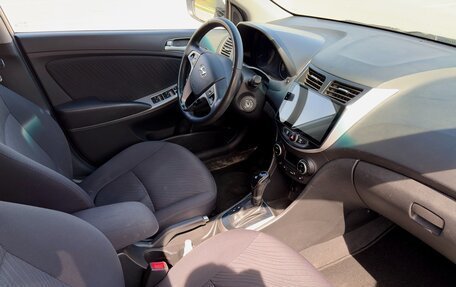 Hyundai Solaris II рестайлинг, 2015 год, 999 000 рублей, 6 фотография