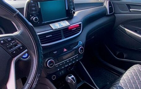Hyundai Tucson III, 2018 год, 2 200 000 рублей, 18 фотография