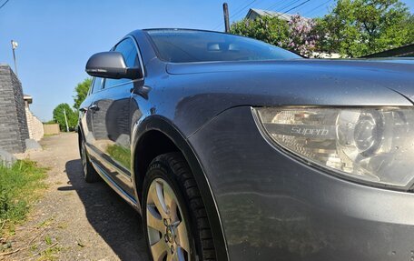 Skoda Superb III рестайлинг, 2011 год, 690 000 рублей, 6 фотография