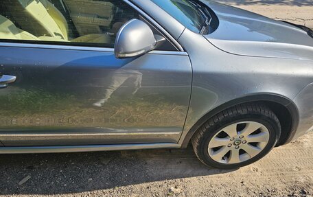 Skoda Superb III рестайлинг, 2011 год, 690 000 рублей, 8 фотография