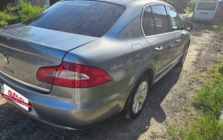 Skoda Superb III рестайлинг, 2011 год, 690 000 рублей, 14 фотография