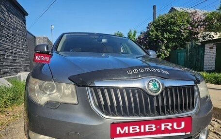 Skoda Superb III рестайлинг, 2011 год, 690 000 рублей, 4 фотография