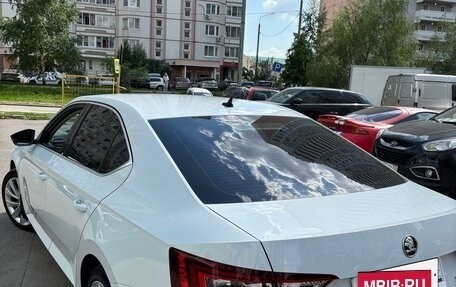 Skoda Superb III рестайлинг, 2017 год, 2 100 000 рублей, 2 фотография