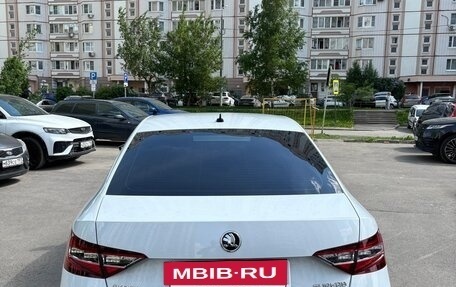 Skoda Superb III рестайлинг, 2017 год, 2 100 000 рублей, 3 фотография