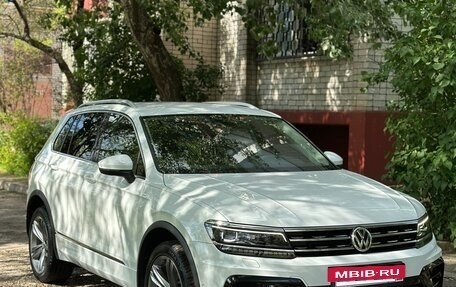 Volkswagen Tiguan II, 2019 год, 3 400 000 рублей, 2 фотография