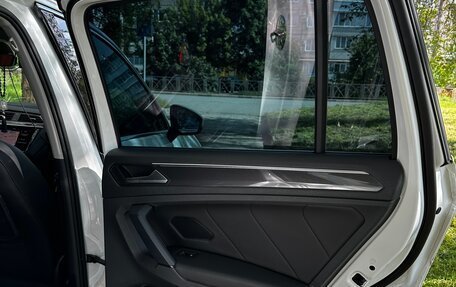 Volkswagen Tiguan II, 2019 год, 3 400 000 рублей, 17 фотография