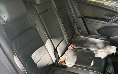 Volkswagen Tiguan II, 2019 год, 3 400 000 рублей, 14 фотография