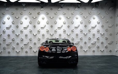 Nissan GT-R, 2024 год, 28 400 000 рублей, 4 фотография