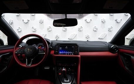 Nissan GT-R, 2024 год, 28 400 000 рублей, 8 фотография